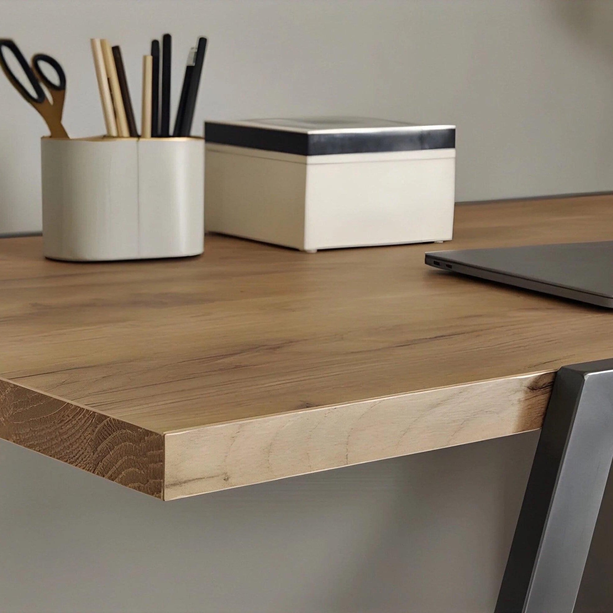 Erenda L-shaped desk - YANDZ HOME