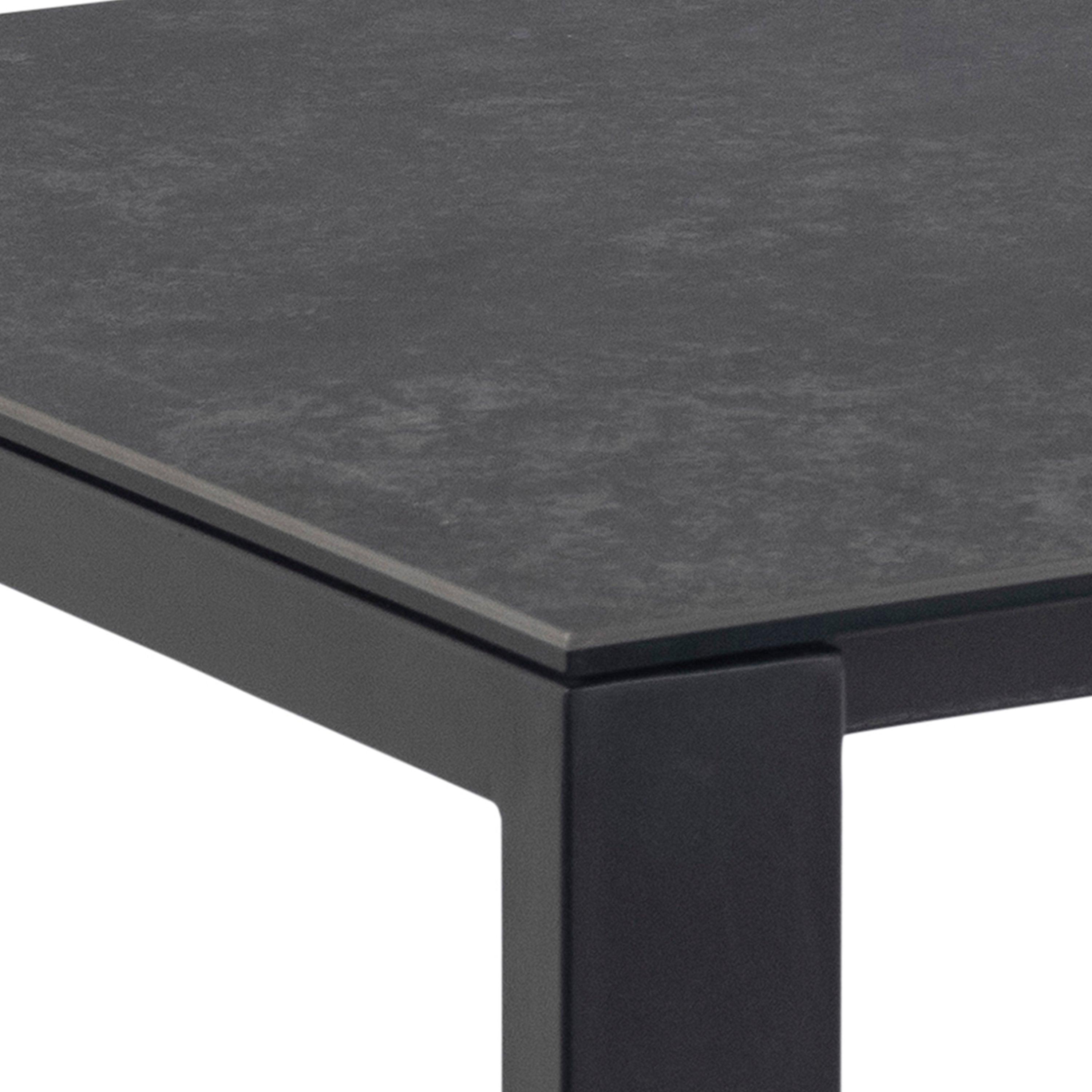YANDZ Dining Table in Matt Black - YANDZ HOME