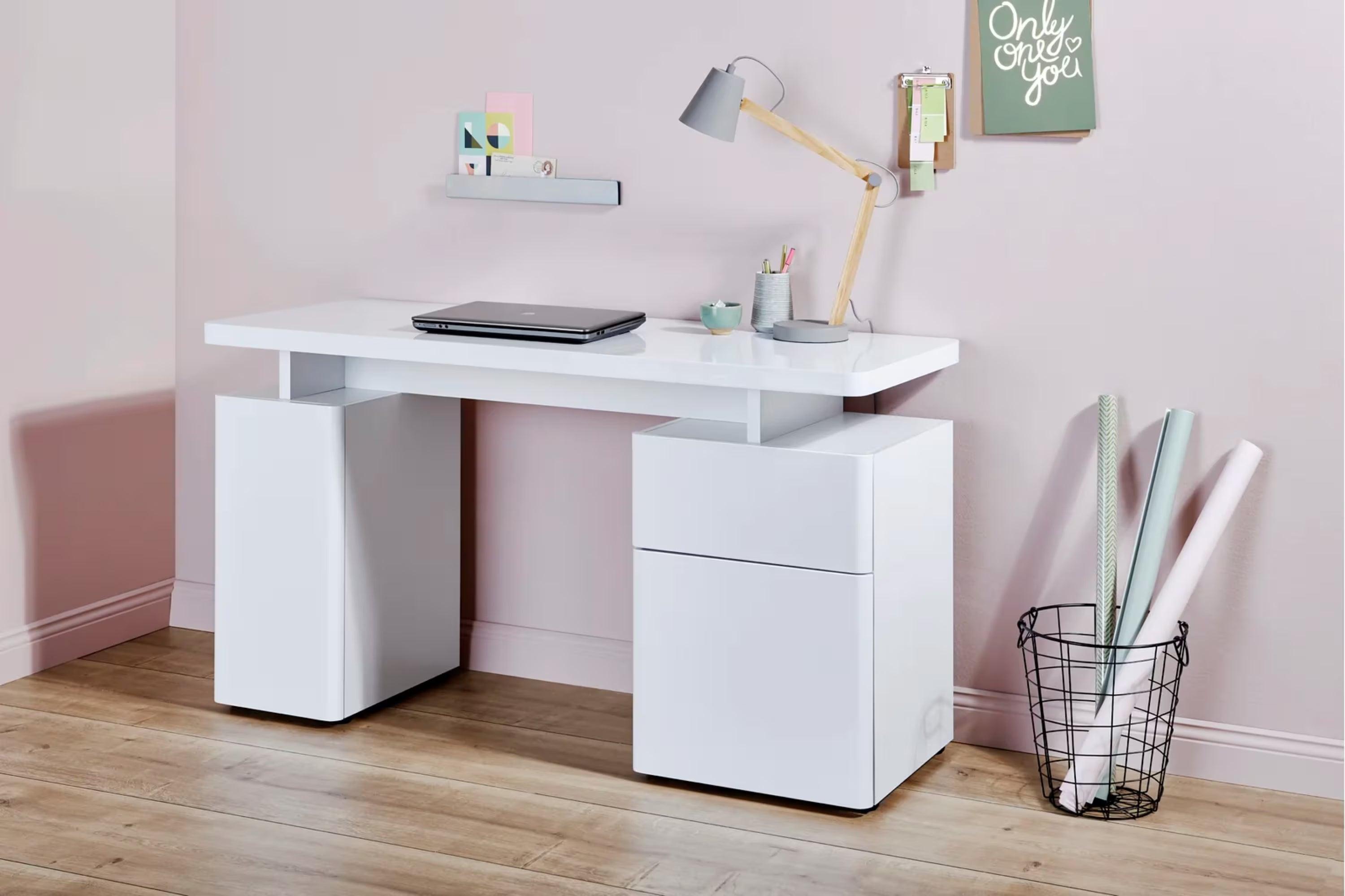 Evanda Computer Desk - YANDZ HOME